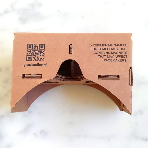 Collectible 2016 Google Experimental Sample Standalone Virtual Reality Headset. - Picture 2 of 5